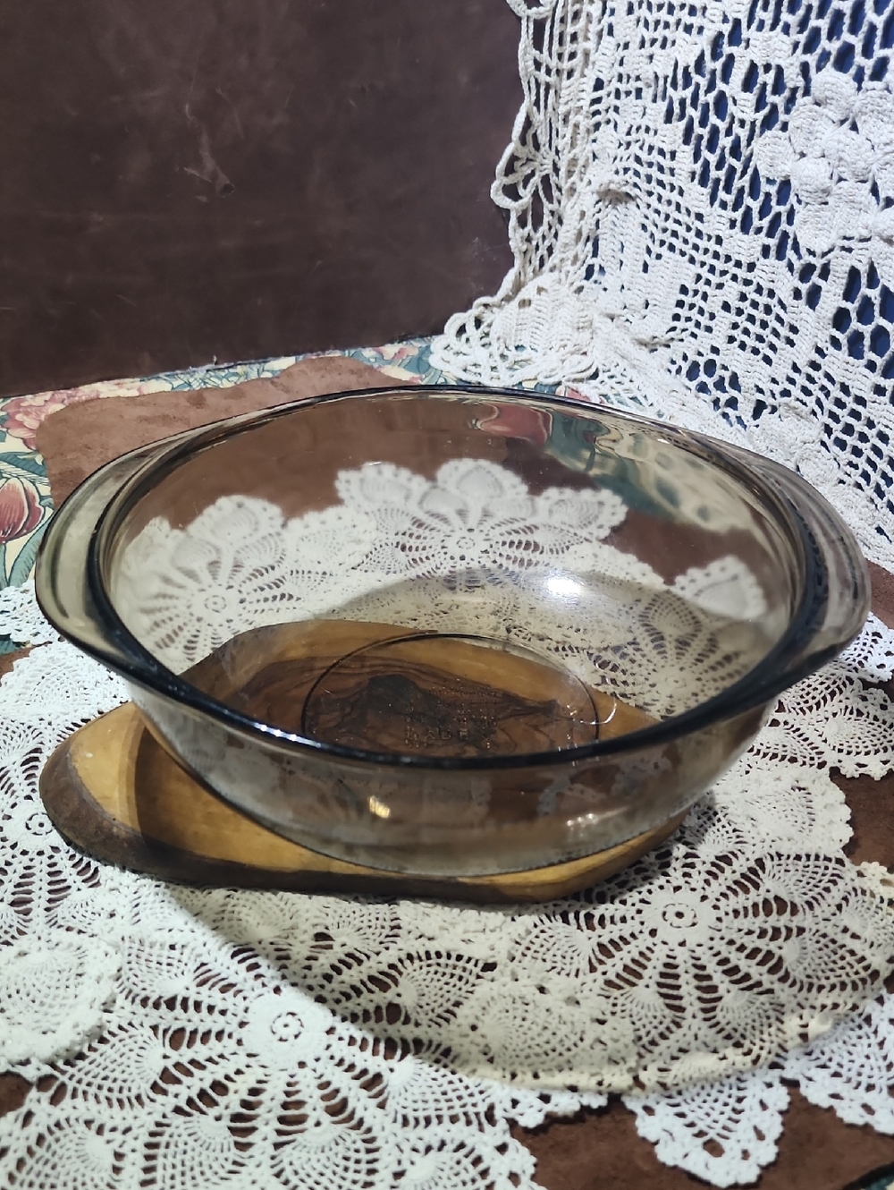 Vintage PYREX Amber Glass 10" Circle Baking Bowl With Handles